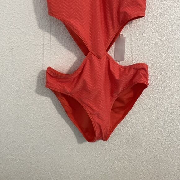 NWT-Trina Turk-Peach & gold- High Neck One Piece Swimsuit- side cut outs-Size 12 - Picture 6 of 16